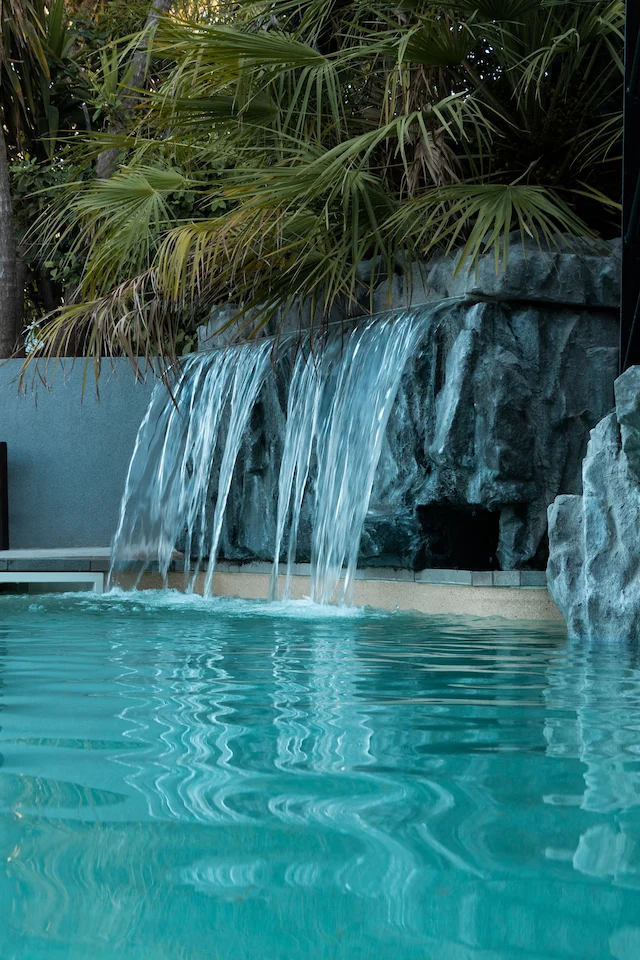 Κοκτέιλ δίπλα στην πισίνα Πόρτο Ράφτη - Porto Faros 21